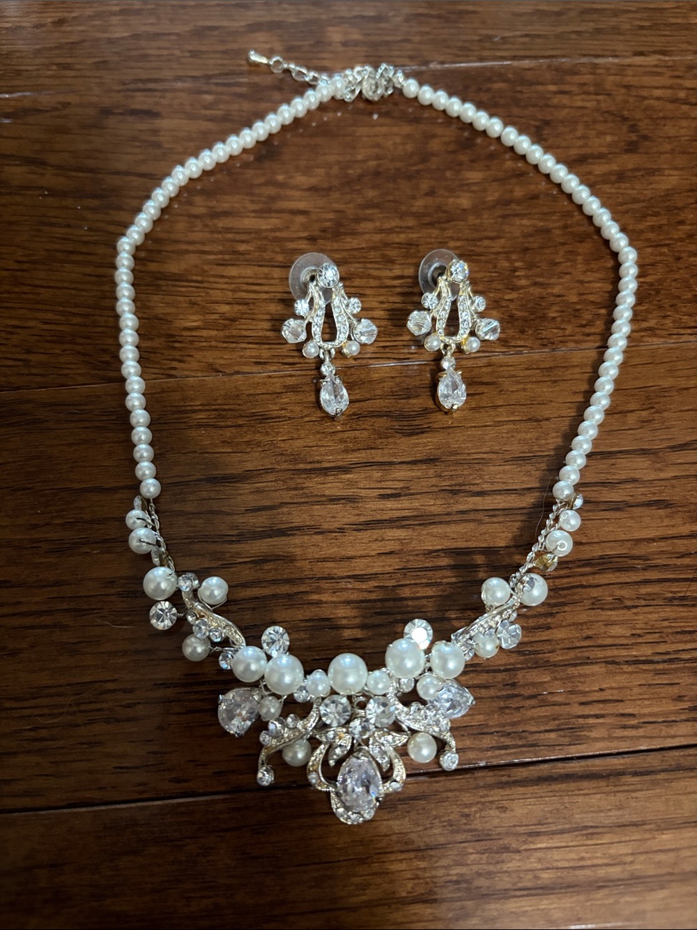 Pearl and Crystal Bridal Necklace Set - White Pearls with Clear Crystals